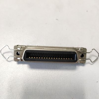 出版物Pinの接触が付いているPBT 36 PinのCentronicsメス コネクタ