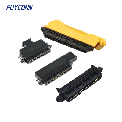 女性のCentronic 50 64プラスチック カバーが付いている方法IDC RJ21 Tycoコネクター